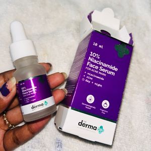 New The Derma co. Serum