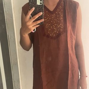 ❤️ Women M Size Brown Kurti Sleevless