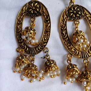 Golden Dangler Earring