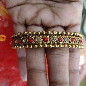 Bangles With Chudiya Set