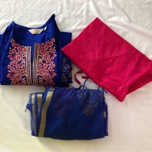 Blue&Pink Embodied Kurta Sets(Women’s)