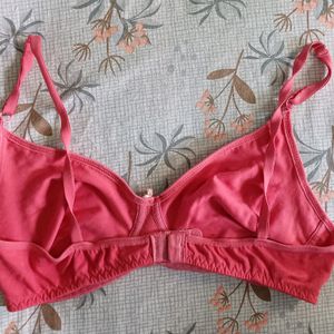 Women's Cotton Padded Non-Wired T-Shirt Bra!!