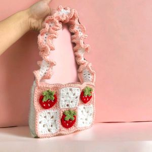 Crochet Strawberry 🍓 Ruffle Handbag