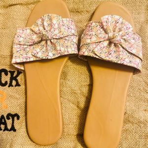 Flat Sandal