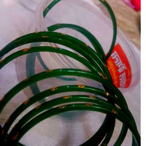 Green Bangles In Chepast Prize