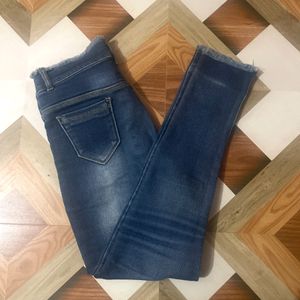 Trendy Slim Fit High Waist Jeans For Women's