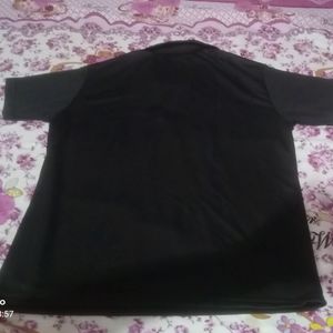 Black T-shirt