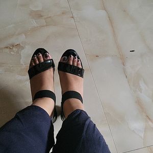 Heels Black