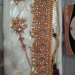 Golden Jewellery Set