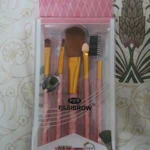 Makeup Brushes Of Best Quality