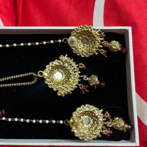 Mehroon Golden Jewellery Set