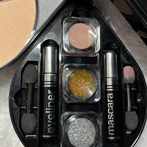 Miss Claire Full Makeup Box