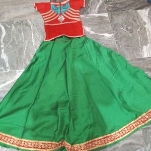 Lehnga And Top