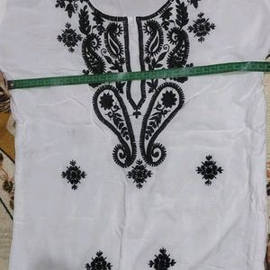 Chikankari White Kurti