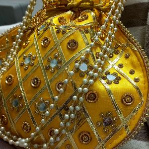 Potli Bag Golden