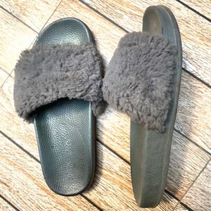 Grey Flurry Slipper