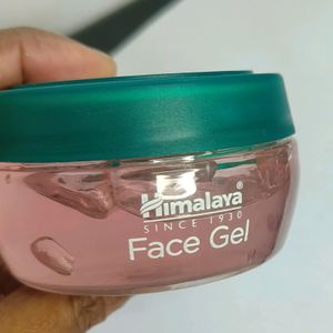 Himalaya Rose Face Gel