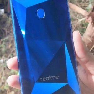 Realme 2