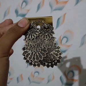 Trendy Peacock Earring