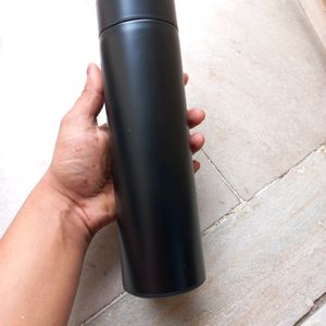 Water Bottle With LED Display