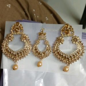 Fancy Earrings And Mangtika