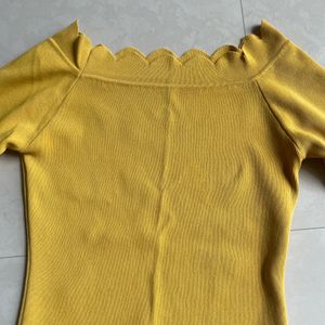 Neck Detailing knitted Top