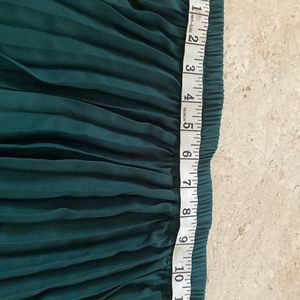 Pleated Skirt Dark green