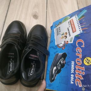 Boys School Shoe. Size 5