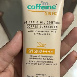 DE TAN & OIL CONTROL COFFEE SUNSCREEN