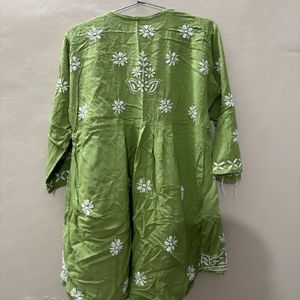 Chikankari soft cotton kurti