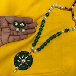 Green Lakh Necklace Set