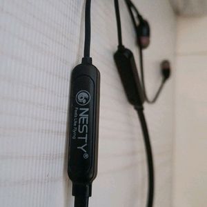 Nesty Wireless Neckband With Mic