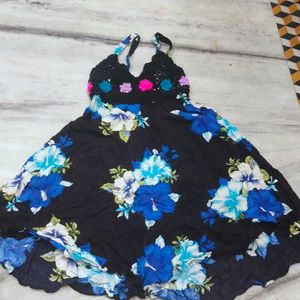 FLORAL DRESS