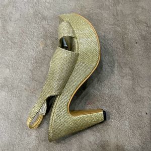 Gold Tone Shimmery Heel