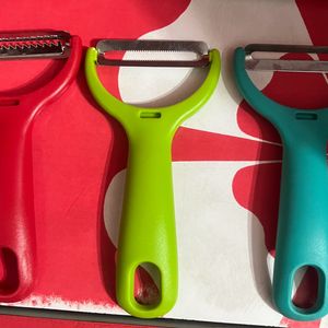 Stackable Peelers