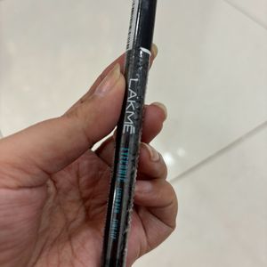 Lakme Eyeconic Pen Eyeliner