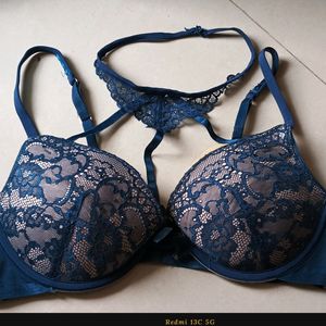 Hot Bra With Nek Design