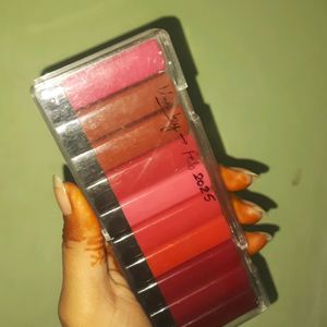 *COMBO* Set Of 10 Lipsticks With Box