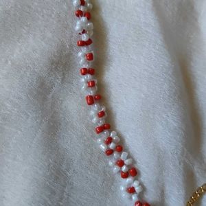 Beads Flower Bracelet In Red And White Combination