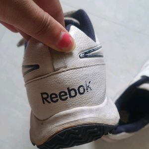 REEBOK SHOES (41 Size)