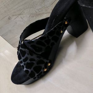 Cheetah Print Black Heels