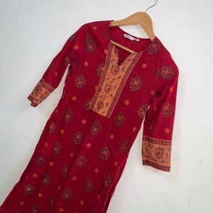 Max Red Kurta. Floral Print.