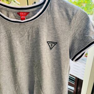 Guess grey crop tshirt