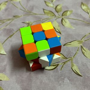 Rubiks Cube And Floating Pens