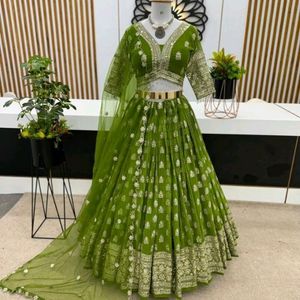 Lehenga Choli Mehendi Function 💚