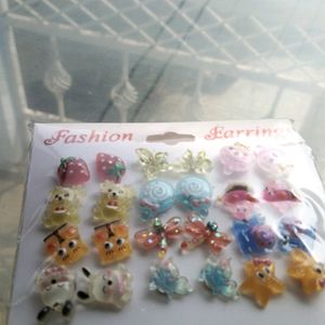 Cute aesthetic Earings.