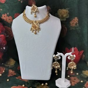 Gold Look Necklace Set