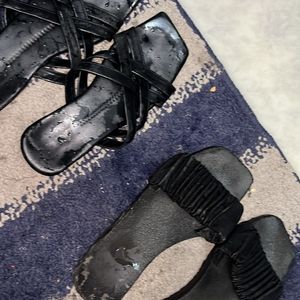 Black slippers