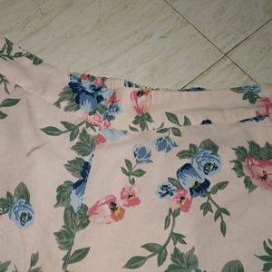 Floral Korean Short