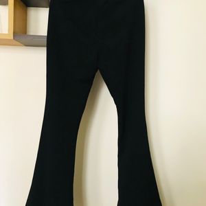 Fit And Flare Black High waist trousers from Shein